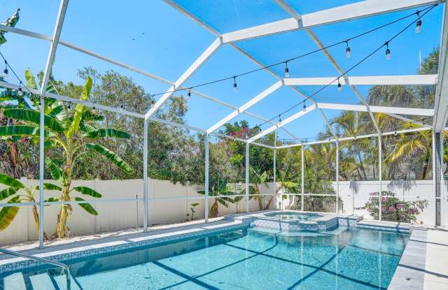 3012 E Vina Del Mar Blvd photos photos