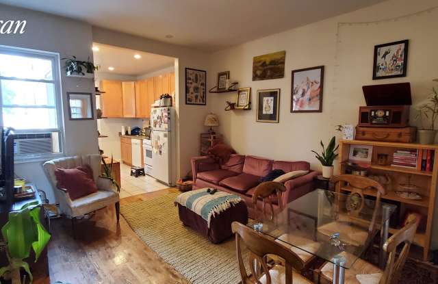 295 Graham Avenue Gallery 3