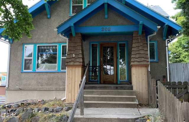 202 East 7th Street photos photos