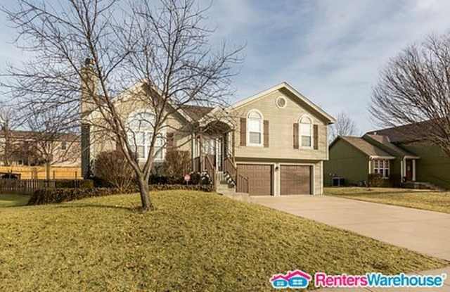 7339 N Mckinley Avenue Gallery 2