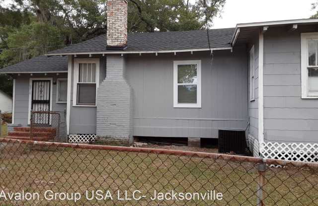 6510 Avalon Street Gallery 3