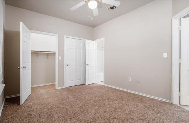 Houston Street Townhomes Gallery 4