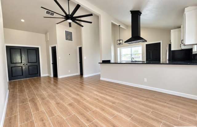 4797 PASEO DEL REY Gallery 2