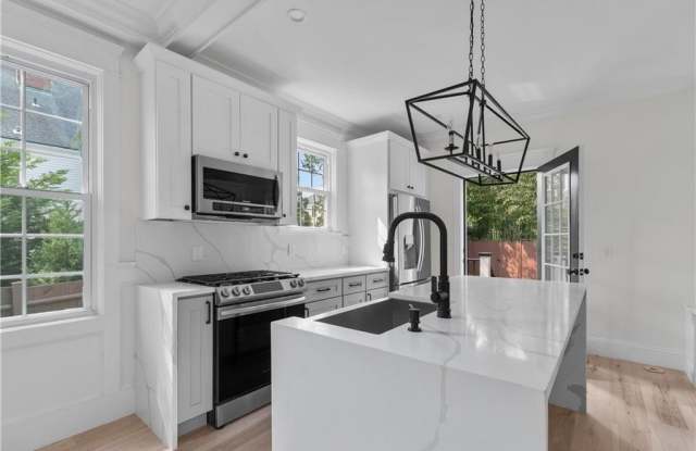 43 Rhode Island Avenue photos photos