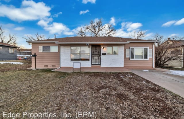 1175 S Taos Way - 1175 South Taos Way, Denver, CO 80223