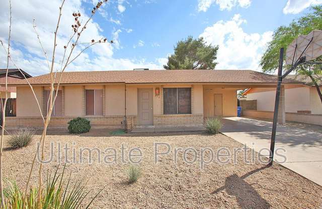 313 W Wahalla Ln - 313 West Wahalla Lane, Phoenix, AZ 85027