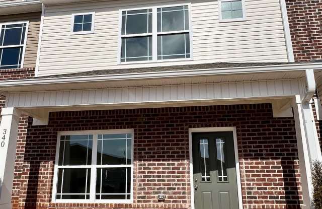 340 Falling Water Lane Gallery 2