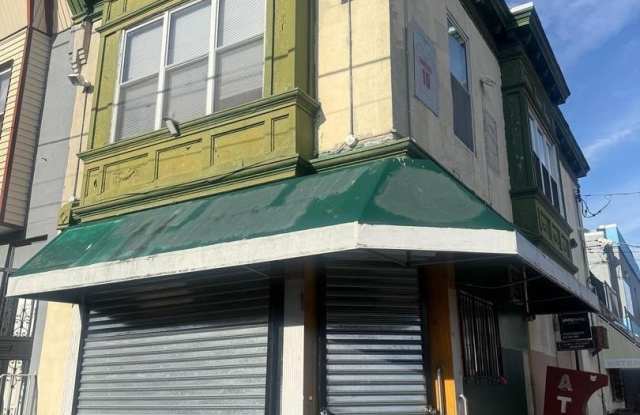 2600 S 6TH Street Gallery 2