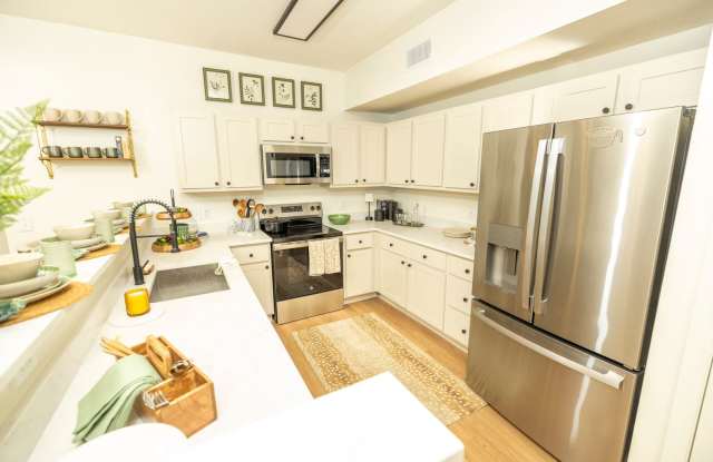 Beautiful 3 bed 3.5 bath Condo photos photos