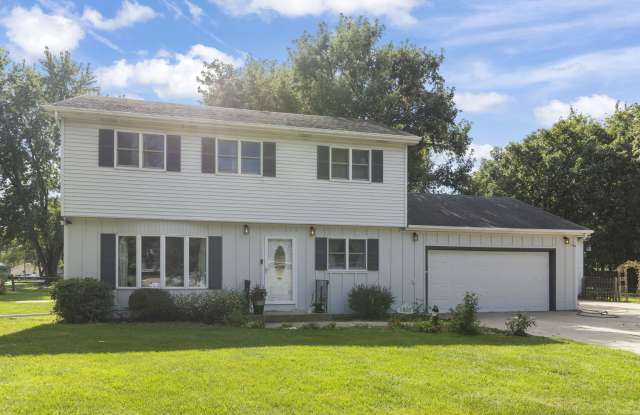 3800 Amber Court Gallery 2