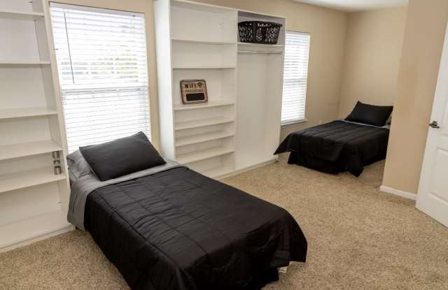505 Waterside Drive Gallery 2