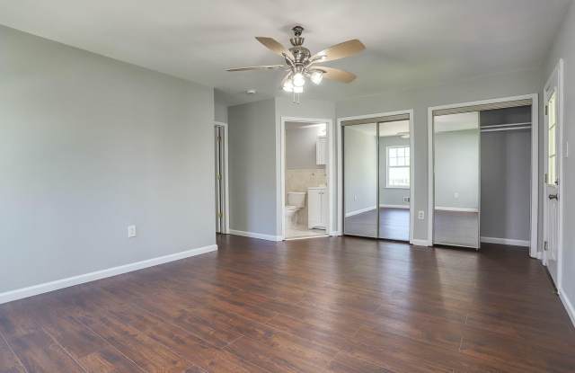 205 HALLADAY ST photos photos