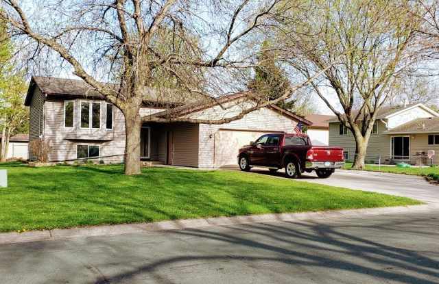 18346 Embers Avenue - 18346 Embers Avenue, Farmington, MN 55024