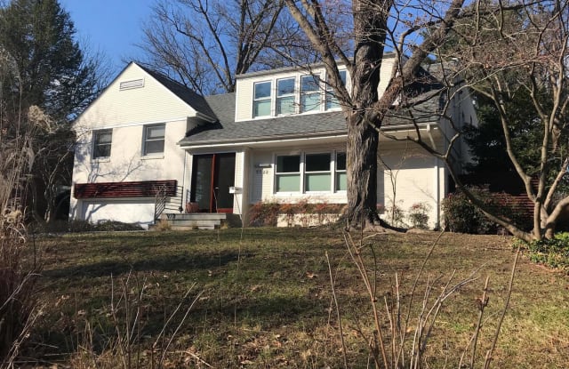 5522 UPPINGHAM ST - 5522 Uppingham Street, Somerset, MD 20815