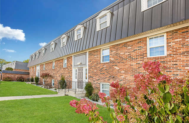 Lake Forest Apartments photos photos Lake Forest Apartments photos photos