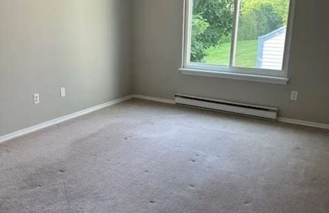 140 Candlewood Dr Gallery 3