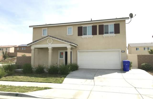 Beautiful 4BR/3BA Home with Loft & Downstairs Bedroom in Jurupa Valley photos photos