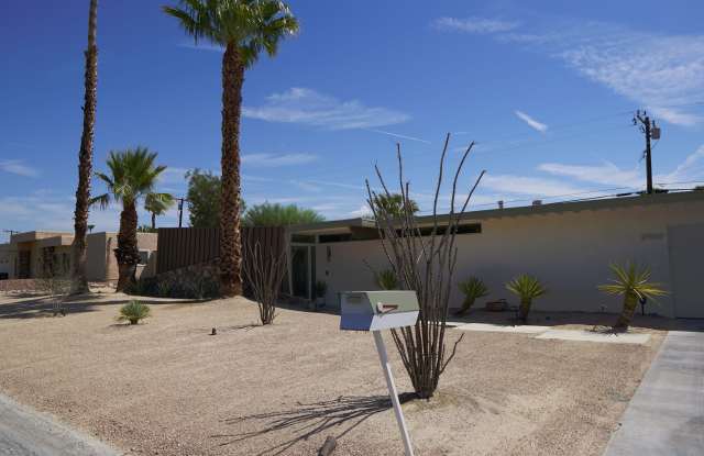 2900 North Chuperosa Road Gallery 1