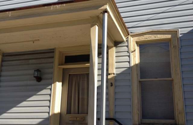 3 N. Washington St. - 1 Bedroom - $700/ month - 3 North Washington Street, Shippensburg, PA 17257