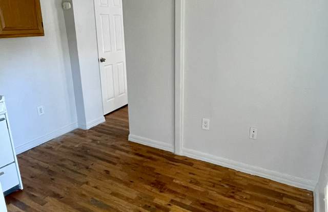 1216 W. Roosevelt Street #2 Gallery 3