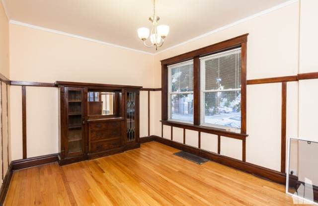 3230 West Cullom Avenue Gallery 2