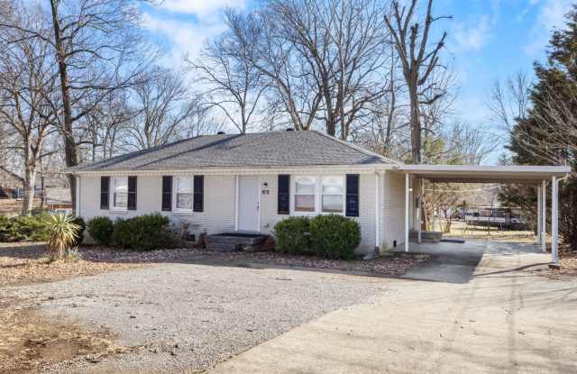 118 Union Hall - 118 Union Hall Road, Clarksville, TN 37040 118 Union Hall - 118 Union Hall Road, Clarksville, TN 37040