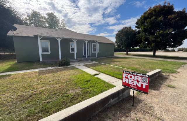 Strathmore House, Move In Ready! - 20579 Avenue 184, Tulare County, CA 93267 Strathmore House, Move In Ready! - 20579 Avenue 184, Tulare County, CA 93267