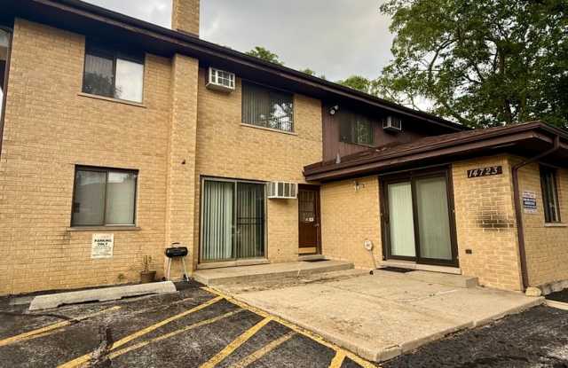14723 Kilpatrick Ave photos photos