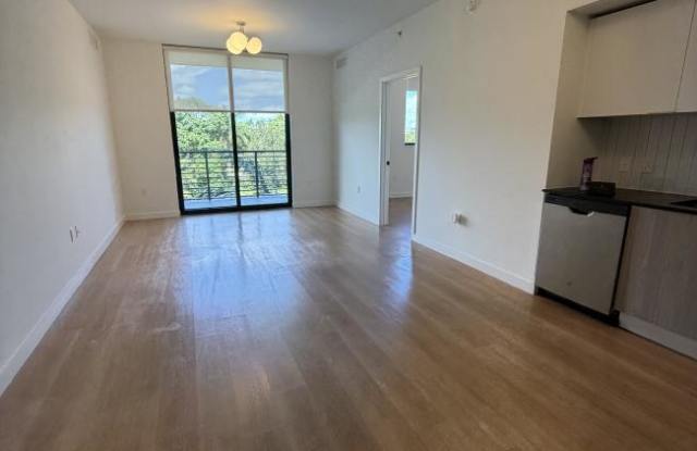 960 East 23rd St. photos photos