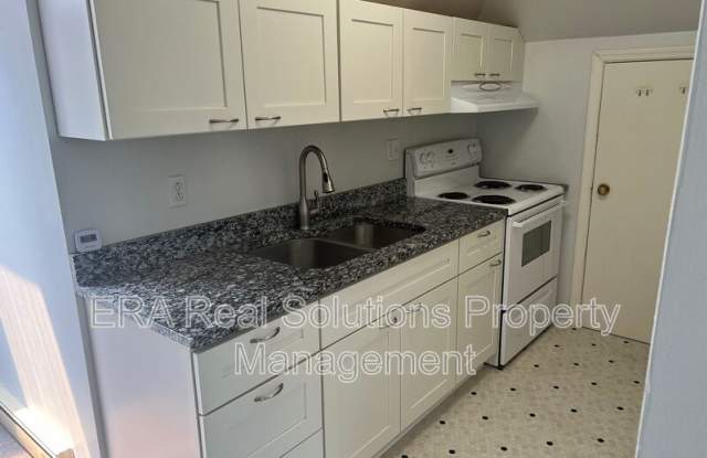 220 Loraine Ave photos photos