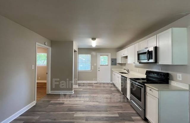910 Massey Ave - 910 Massey Avenue, Durham, NC 27701