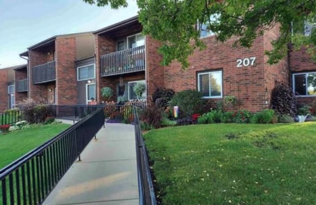 207 4th - 207 4th Street, Monroe, WI 53566