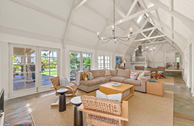 Kahala Palms: Charming Coastal Beach Home w/ Pool, Jacuzzi  Lush Garden photos photos