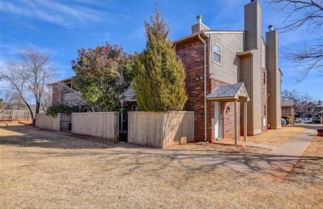 Charming 1 bed 1 bath Condo that Includes 1 Covered Parking!!! photos photos
