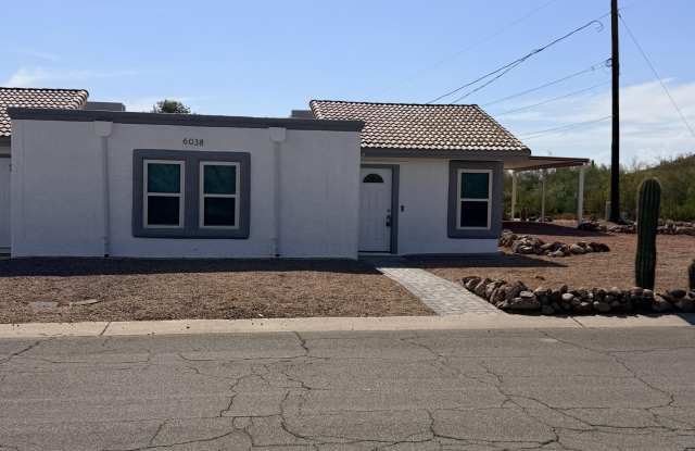 6038 S ALAMEDA Road Gallery 2