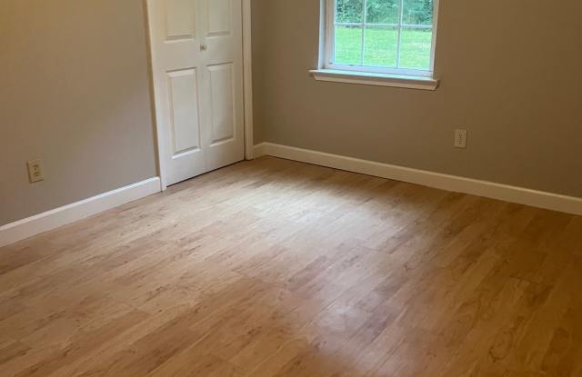 15601 Waycross Dr photos photos