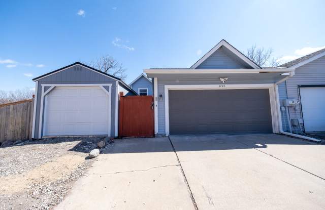 1705 Slater Ln. photos photos