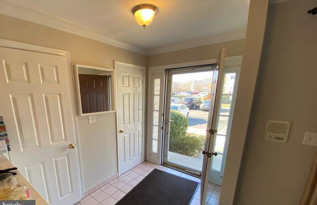 6708 SPRUCE MILL DRIVE Gallery 2
