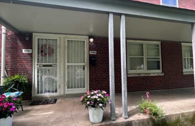 1749 Algonquin Parkway photos photos