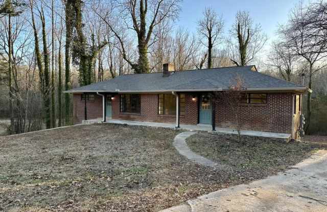 741 Barron Drive - B Gallery 1