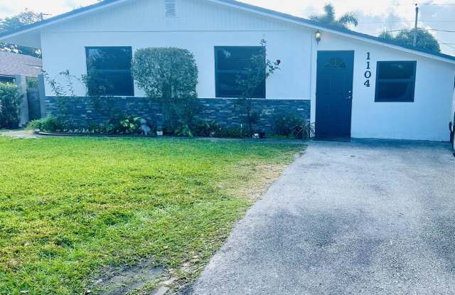 1104 Neoga Street photos photos