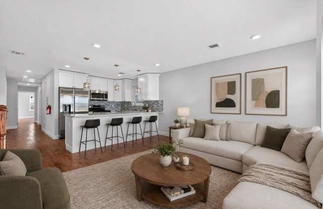 40 EAST 5TH ST photos photos