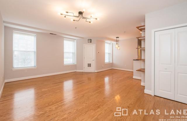 1 Bed/1 Bath off 14th St NW! - 1418 W Street Northwest, Washington, DC 20009