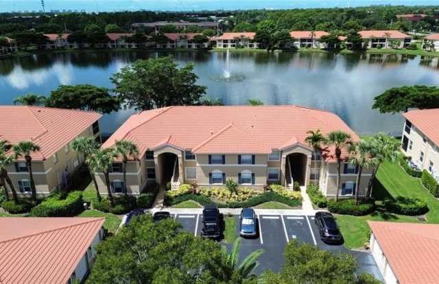 6368 Huntington Lakes Cir Gallery 1