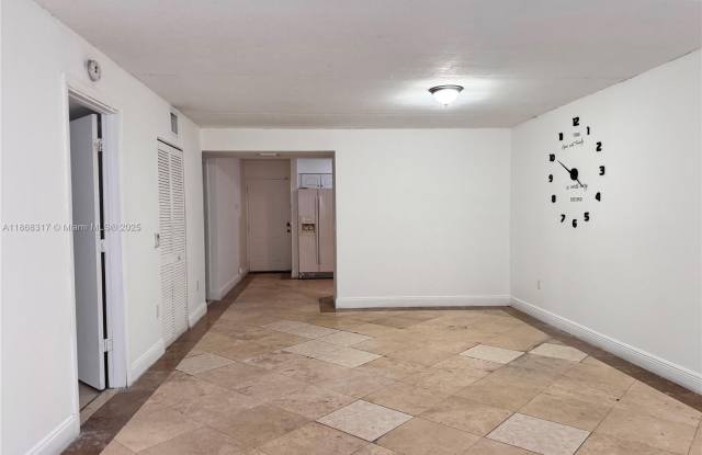 6115 NW 186th St photos photos