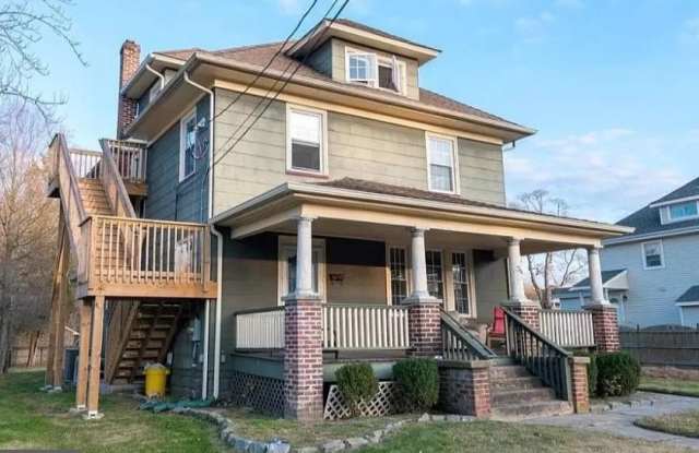 36 DELSEA DR S photos photos