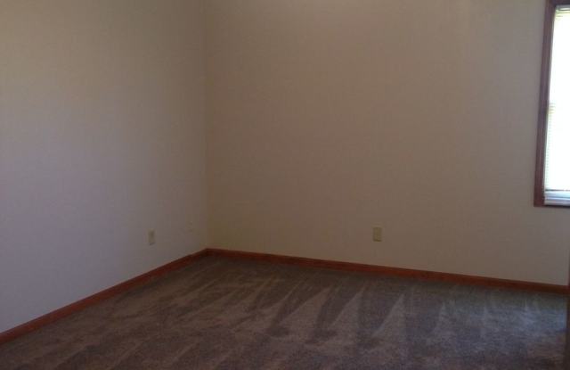3108 W 23rd Terr. - 3 bedroom house Gallery 4