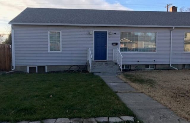 303 Bernard Ave - 303 Bernard Avenue, Richland, WA 99352