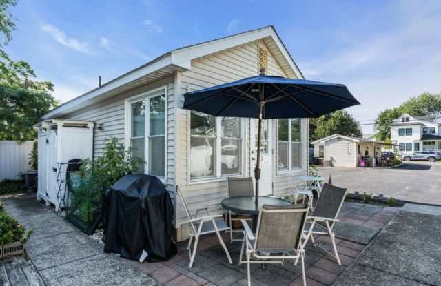 603 Ocean Road Gallery 1