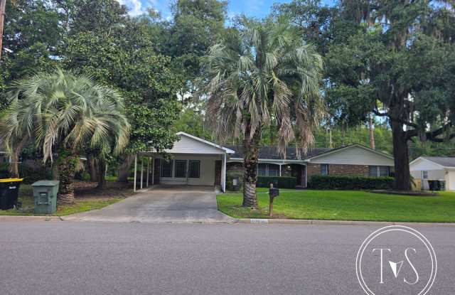 BEAUTIFUL FULLY RENOVATED HOME YOU WON'T WANT TO MISS! Gallery 3